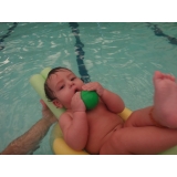 onde fazer aula de natação de bebe Brooklin